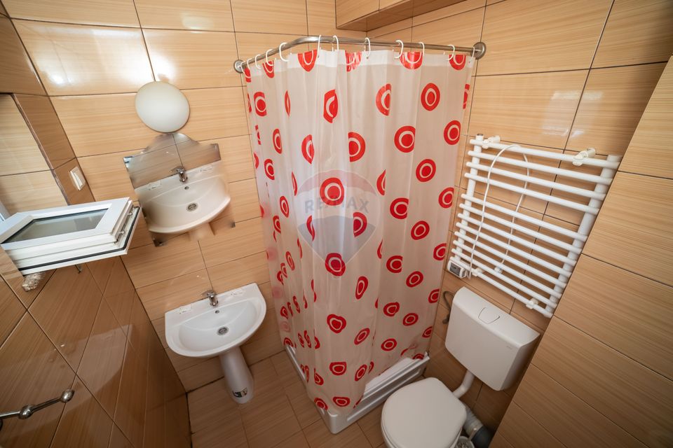 21 room Hotel / Pension for sale, Calea Romanului area