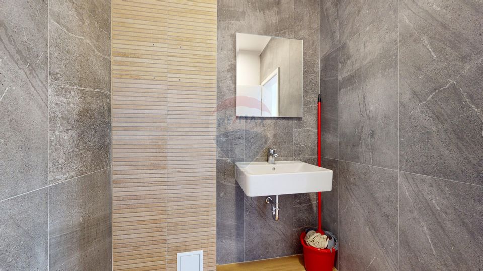 88sq.m Commercial Space for rent, Tractorul area