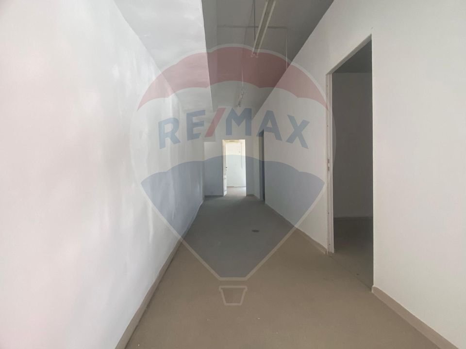 DE INCHIRIAT Spații comerciale intre 190-1500 mp în Sectorul 1