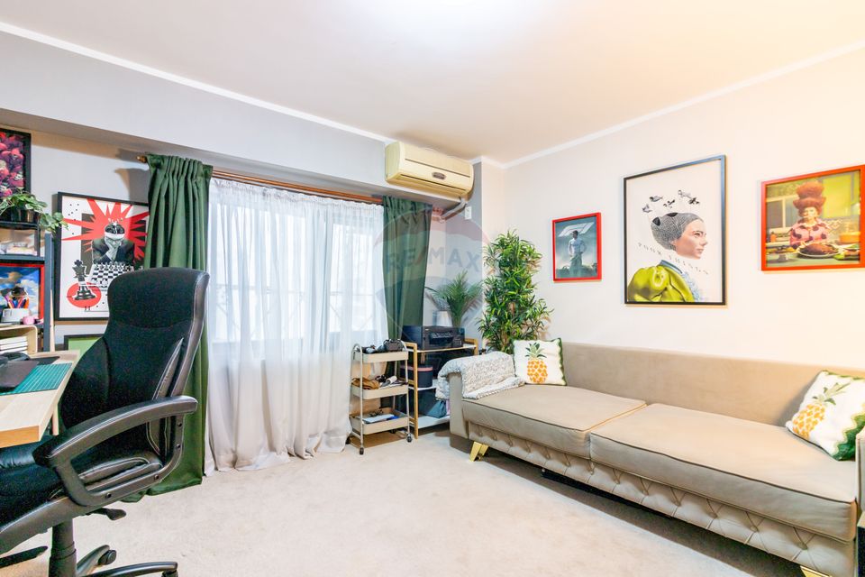 Apartament de vanzare, 3 camere la Piata Unirii, 2x parcare, metrou