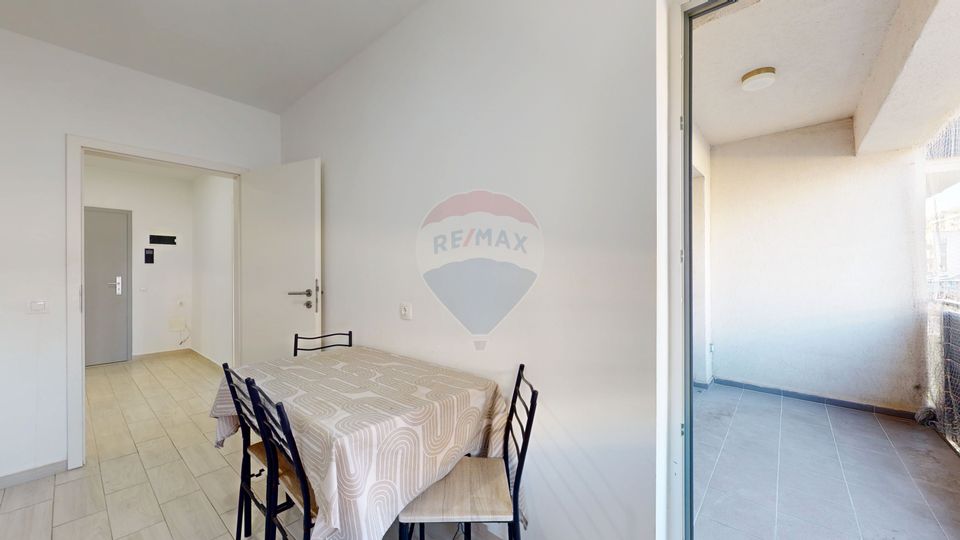 2 room Apartment for rent, Tractorul area