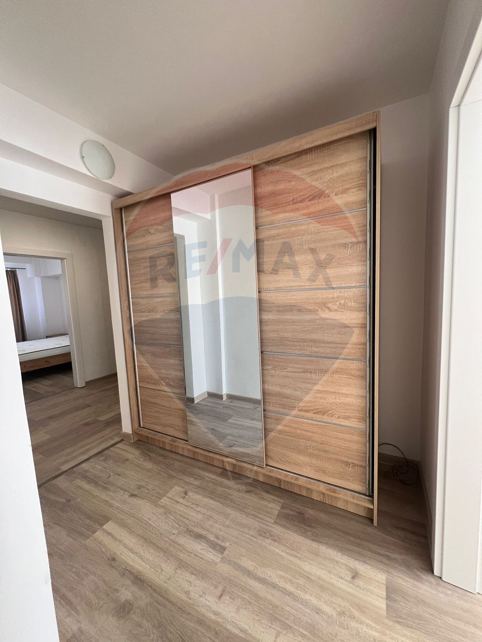 4 room Apartment for rent, Polivalenta area