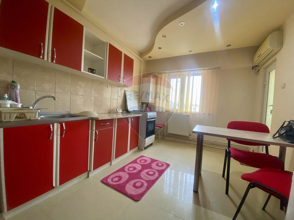 Apartament cu 2 camere de închiriat în zona Dacia Trocadero Constanta