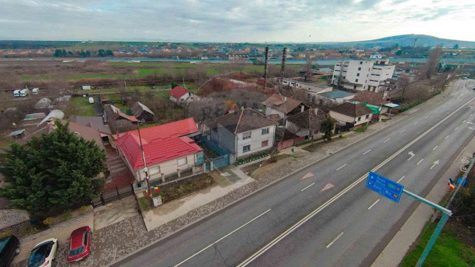 De vânzare Casā + Teren 1054 mp, în Sȃnmartin