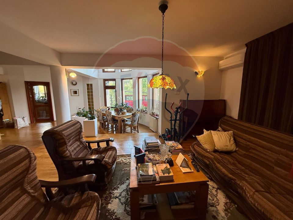 6 room House / Villa for rent, Valea Borcutului area