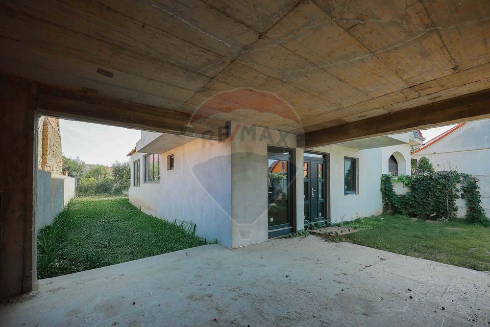 De vânzare, casă la roșu în zona centrală, Str. Emil Racoviță