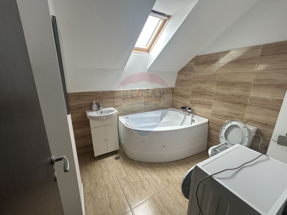 Apartament în bloc nou cu 3 camere de închiriat în zona Independenței