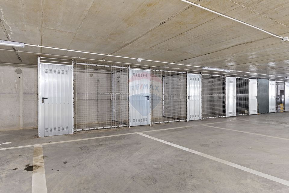 PENTHOUSE 3 camere, parcare subterana de vânzare,  zona Torontalului