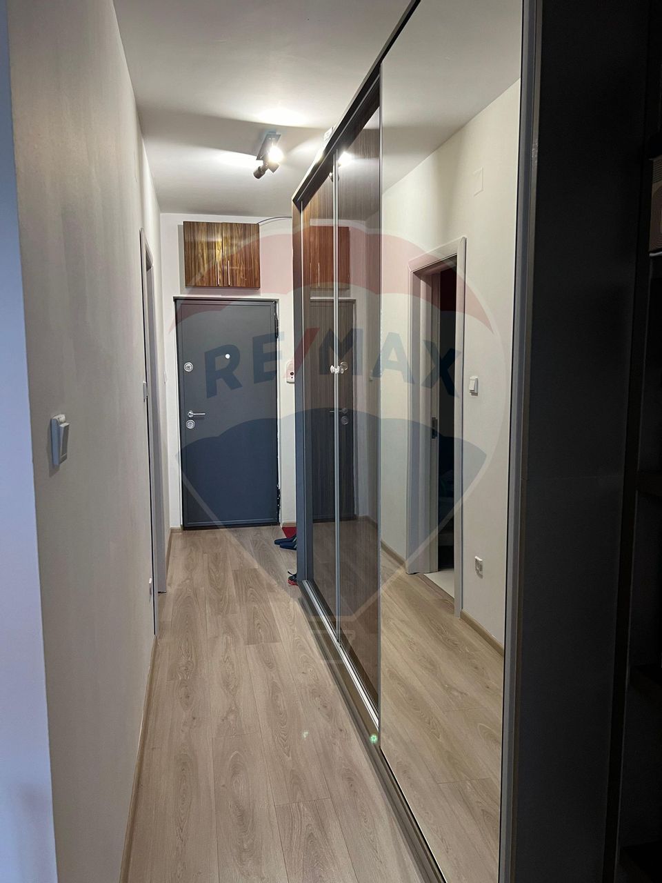 Apartament 3 camere cu loc parcare subteran