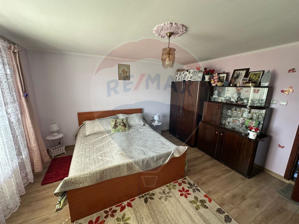 Vanzare casă noua in loc Felnac cu teren de 1190mp