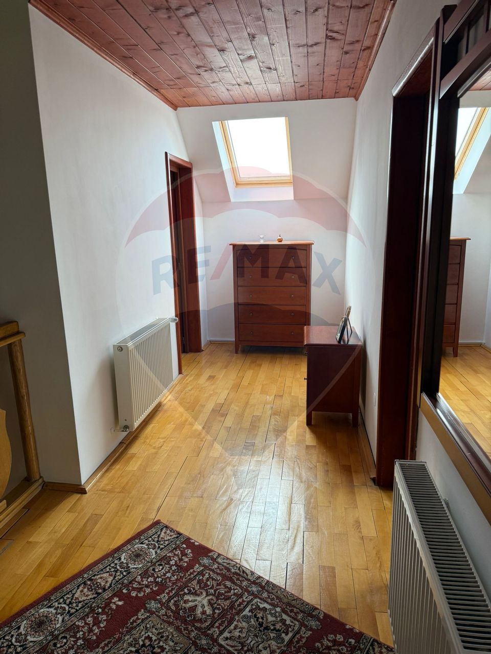 6 room House / Villa for rent, Valea Borcutului area