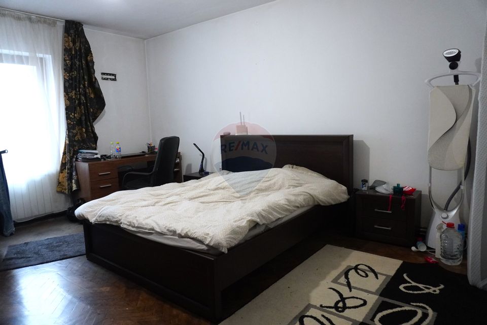 4 room Apartment for sale, Central area