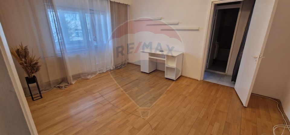 2 room Apartment for rent, Narcisa area