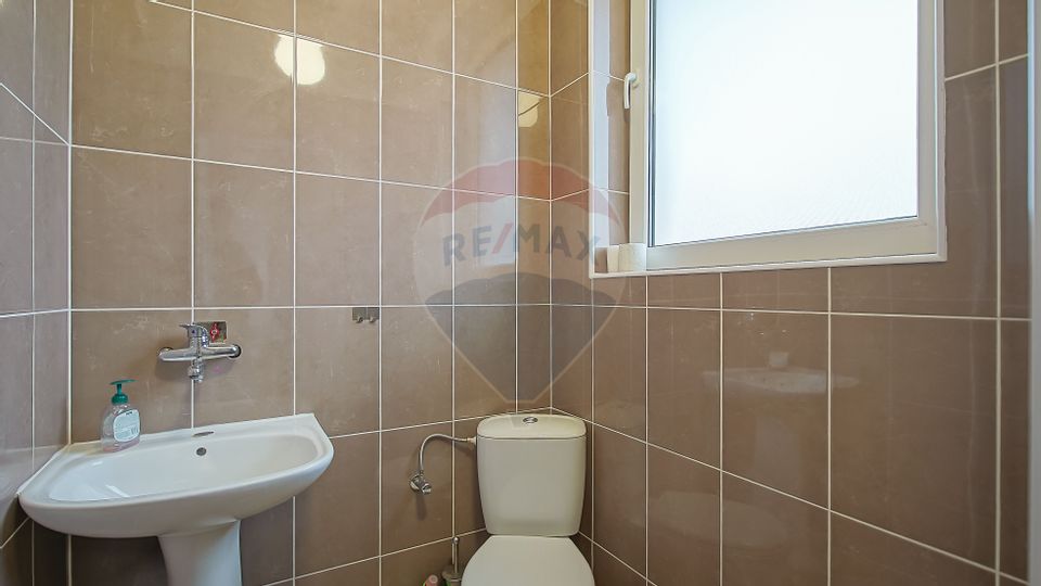 Spațiu de 116mp de închiriat in Cristian