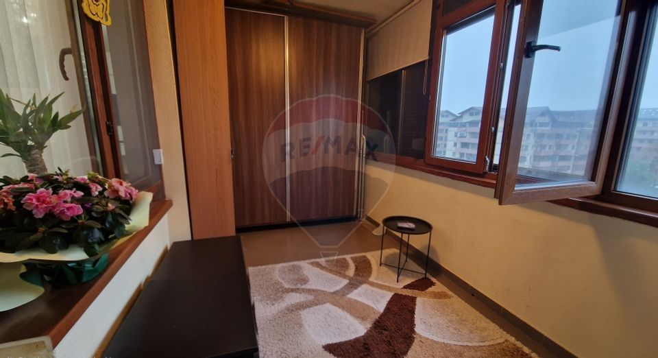 Apartament mobilat, utilat cu 2 camere de vânzare în Cartierul Latin