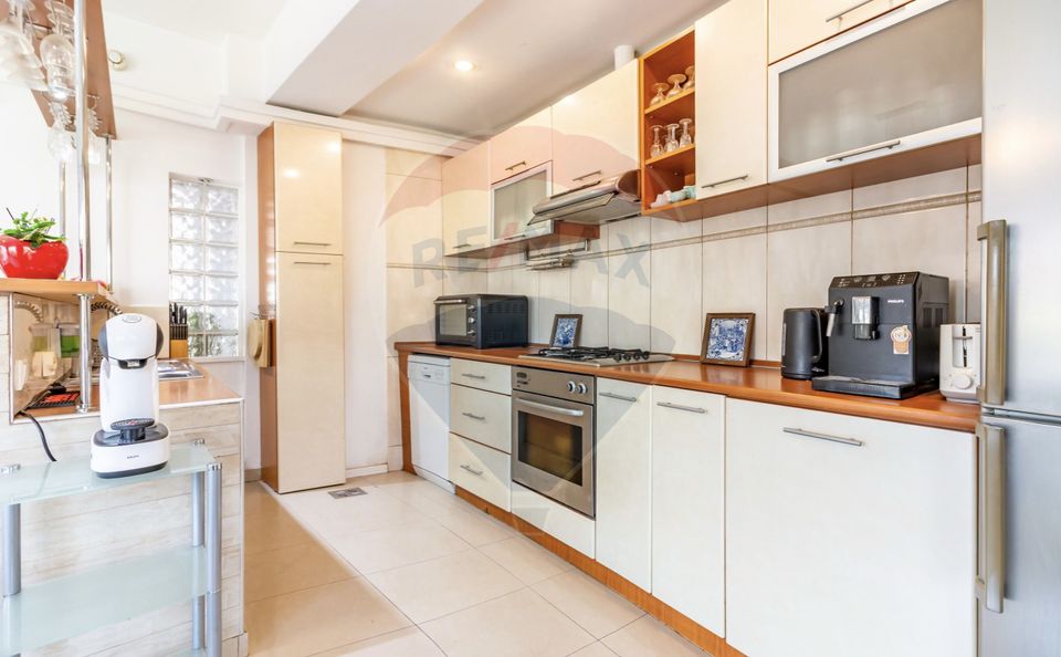 6 room House / Villa for sale, Aviatiei area