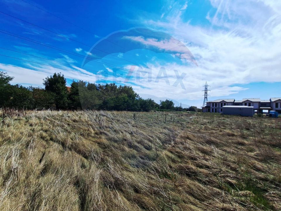 Teren ideal pentru complex rezidențial – Aradul Nou