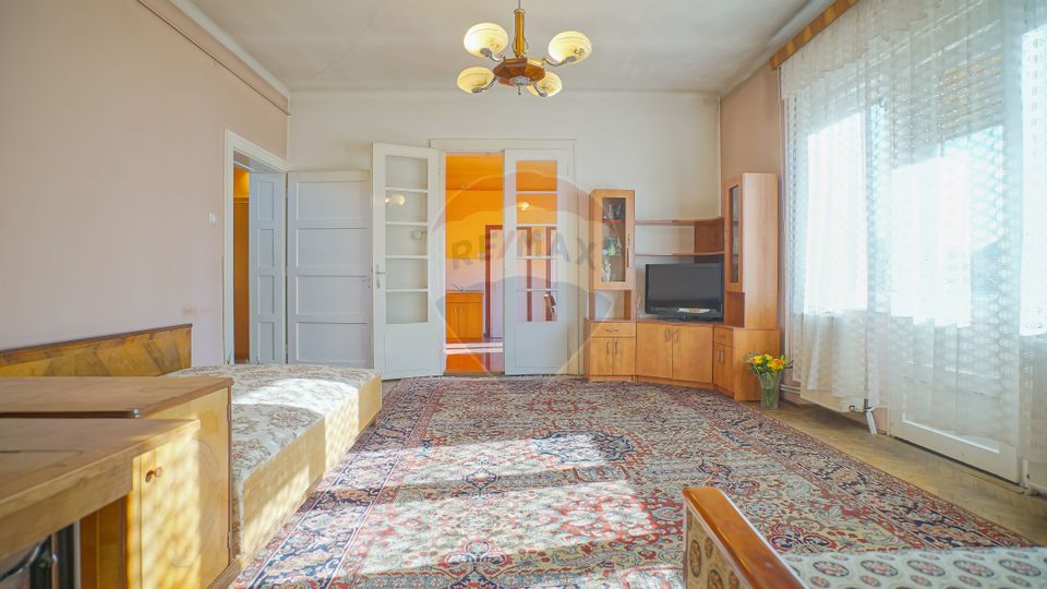 REZERVAT! Apartament cu iz boem, în casă, Brașovul Vechi
