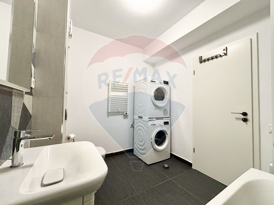 Apartament 2 camere de închiriat central, loc de parcare, comision 0