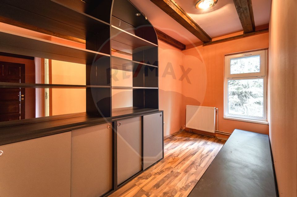 6 room House / Villa for sale, Sud area