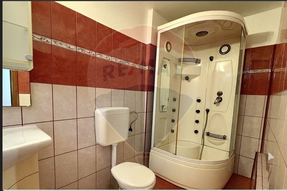 Casă de inchiriat cu 5 camere în zona Tomis I Constanta