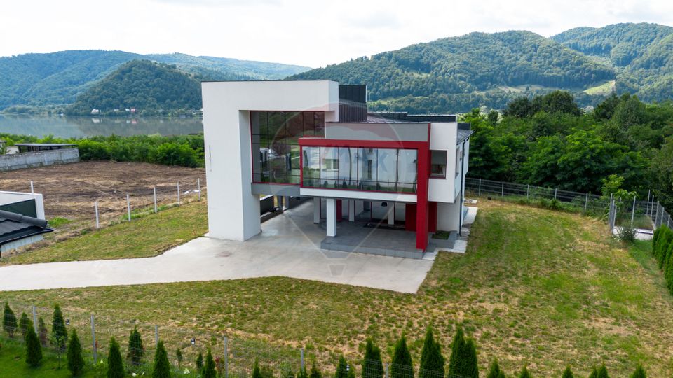 5 room House / Villa for sale