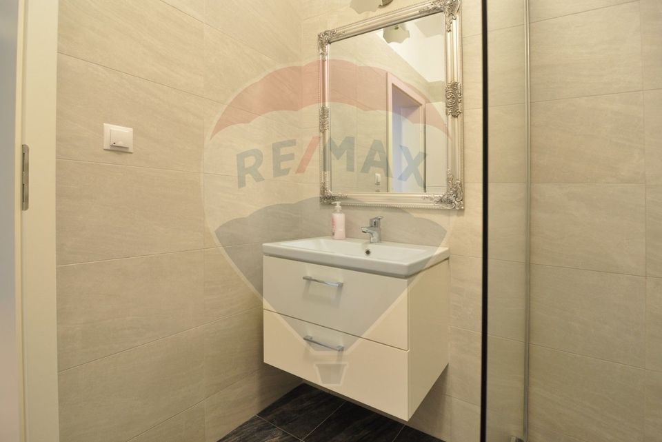 Apartament spațios, 3 camere, închiriere în zona P-ta Mihai Viteazu