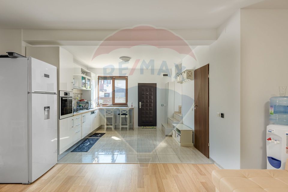 Casa de Vânzare în Domnești - 4 Camere, Complet Mobilată și Utilată