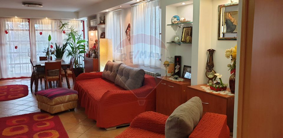 7 room House / Villa for sale