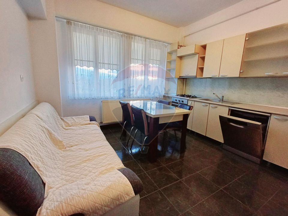 Apartament cu 2 camere de închiriat