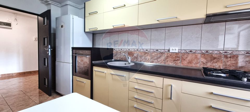 Apartament 3 camere de închirat - Zonă centrală Codlea – Comision 0%