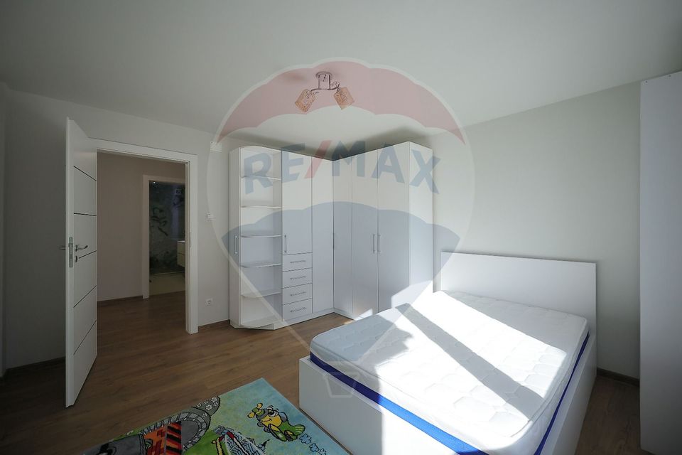 5 room House / Villa for sale