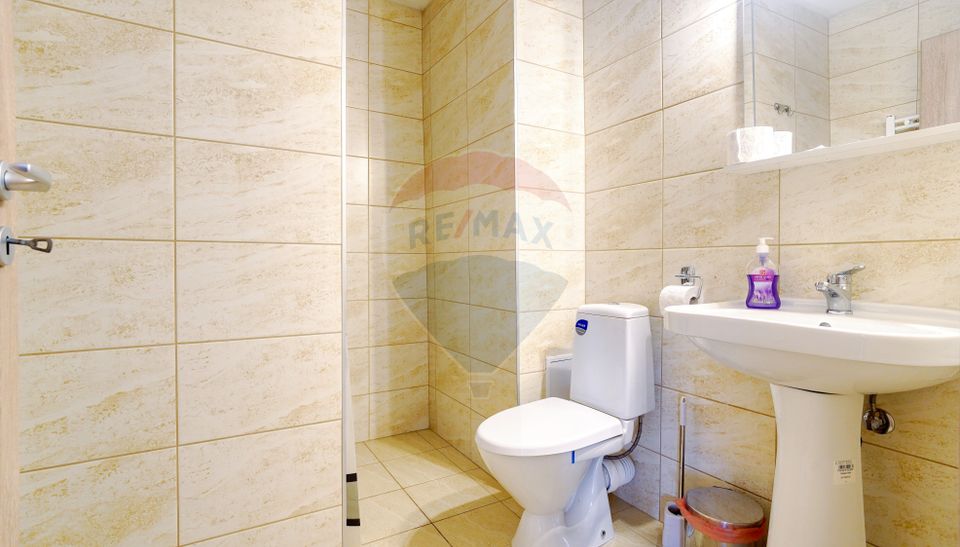 15 room Hotel / Pension for rent