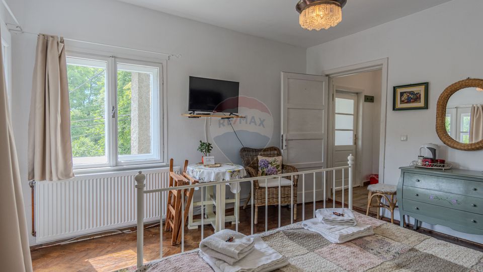 CASA cu 7 camere in inima Branului | Teren 1346mp | COMISION 0%