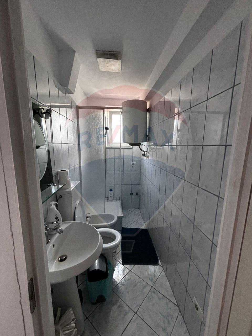 Apartament cu 2 camere de vânzare în zona Central