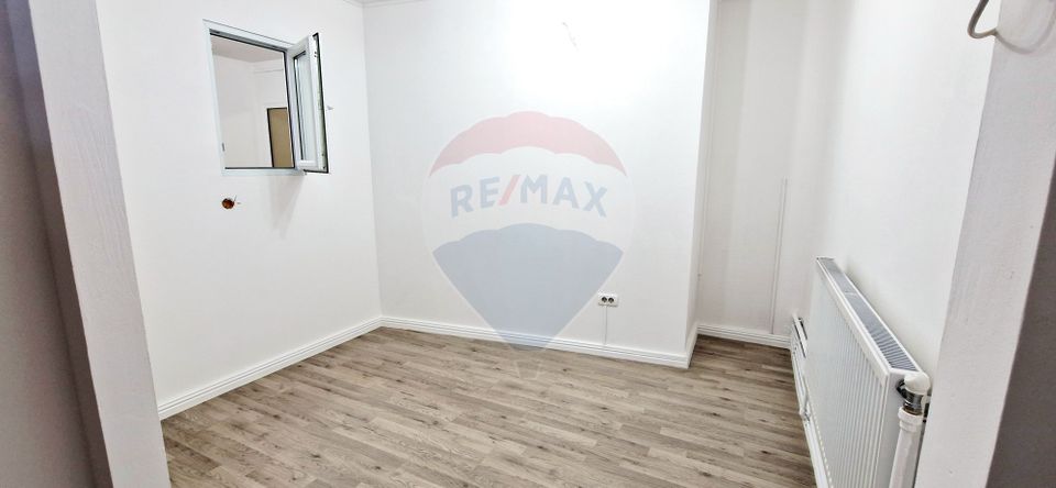 73sq.m Commercial Space for rent, UTA area