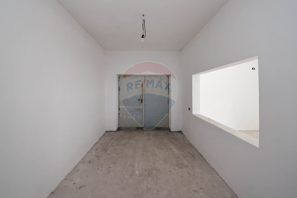 1,500sq.m Industrial Space for sale, Grivitei area