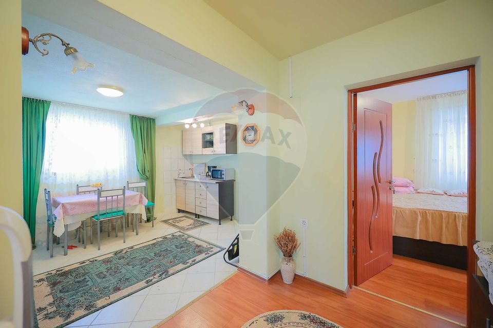 Casă cu 4 camere din cărămidă, de vânzare în zona Bratca-Damiș