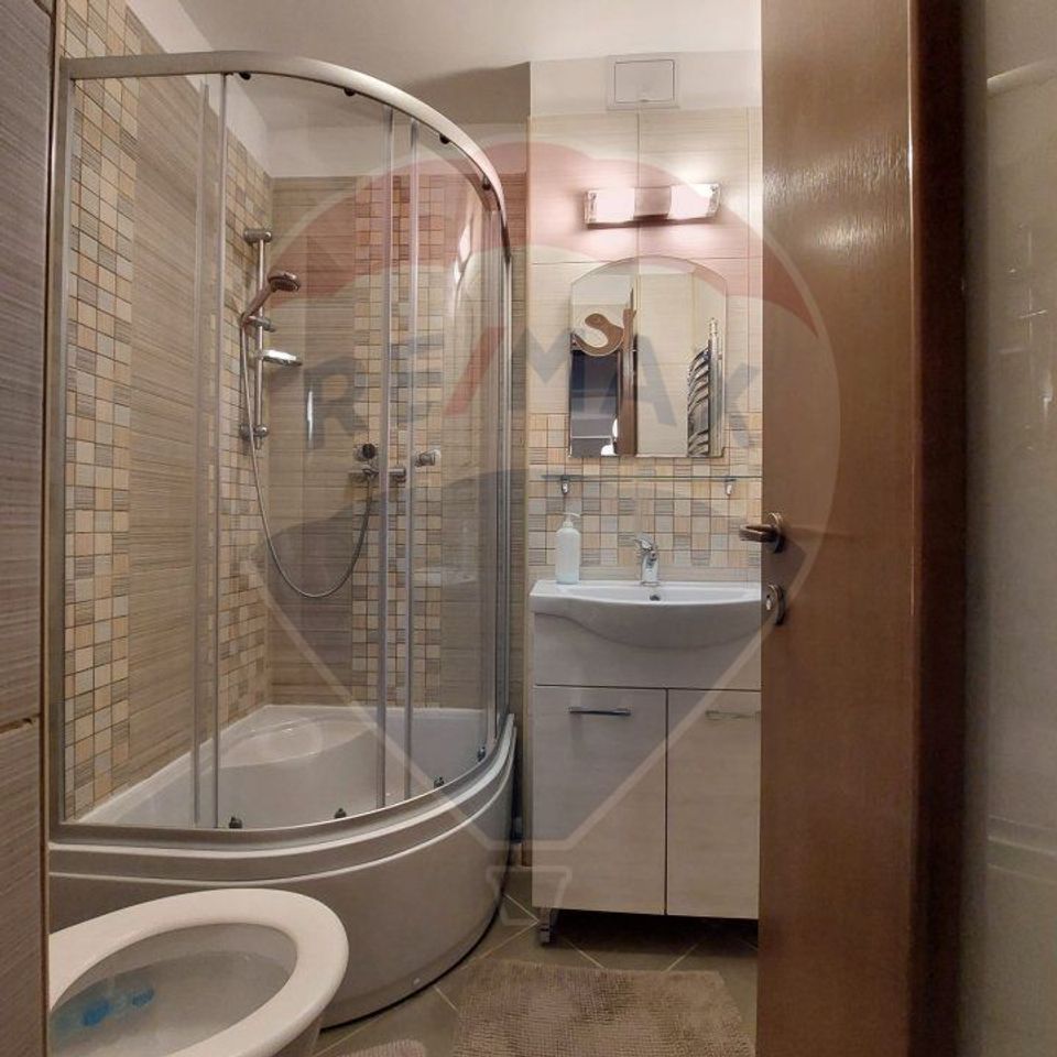 Apartament cu 4 camere de închiriat în zona Aviatiei