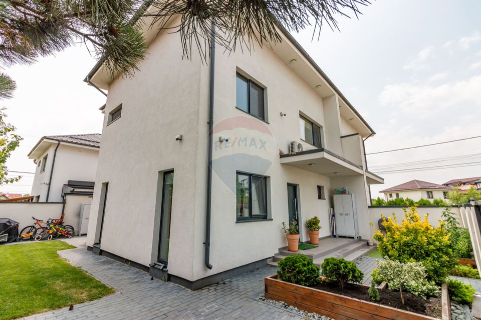 Casă / Vilă in Mogosoaia, adiacent Martha Bibescu