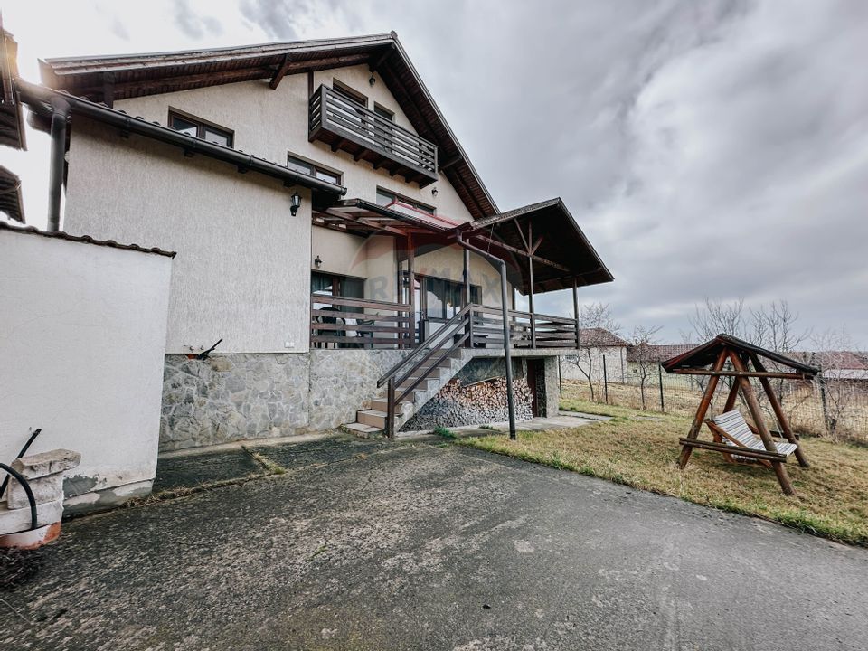 7 room House / Villa for sale