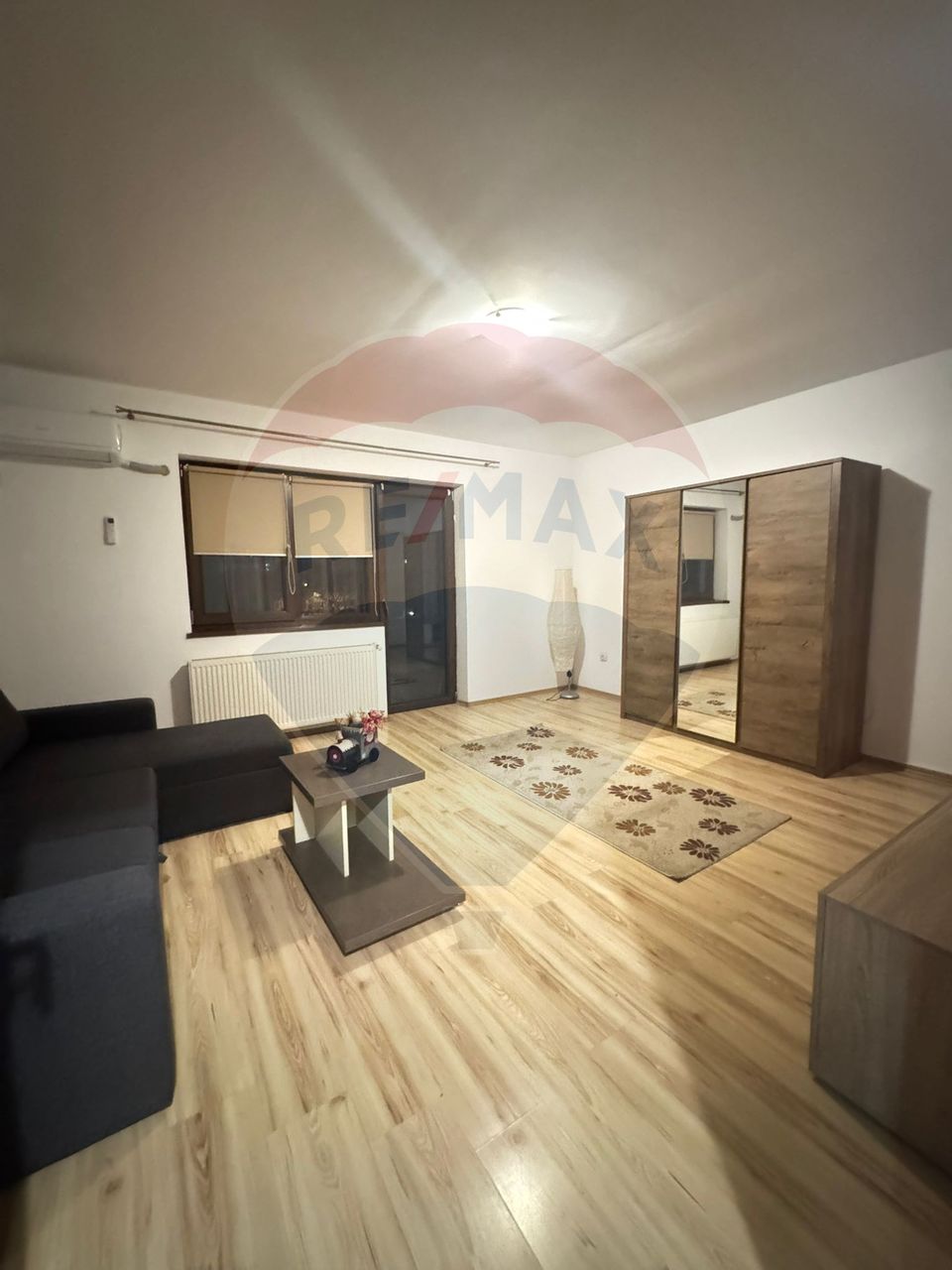 2 camere, bloc nou, central, etaj3/3