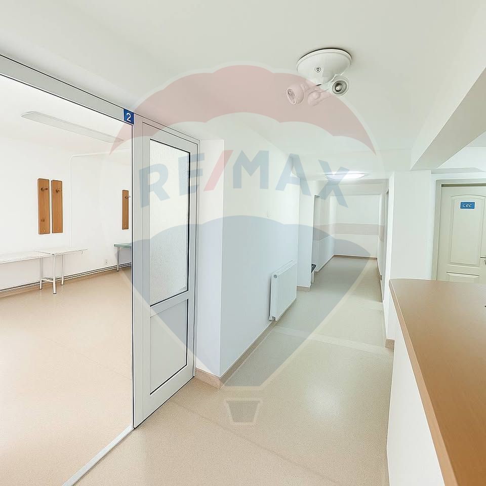 Spațiu comercial pentru clinică / laborator / cabinet medical