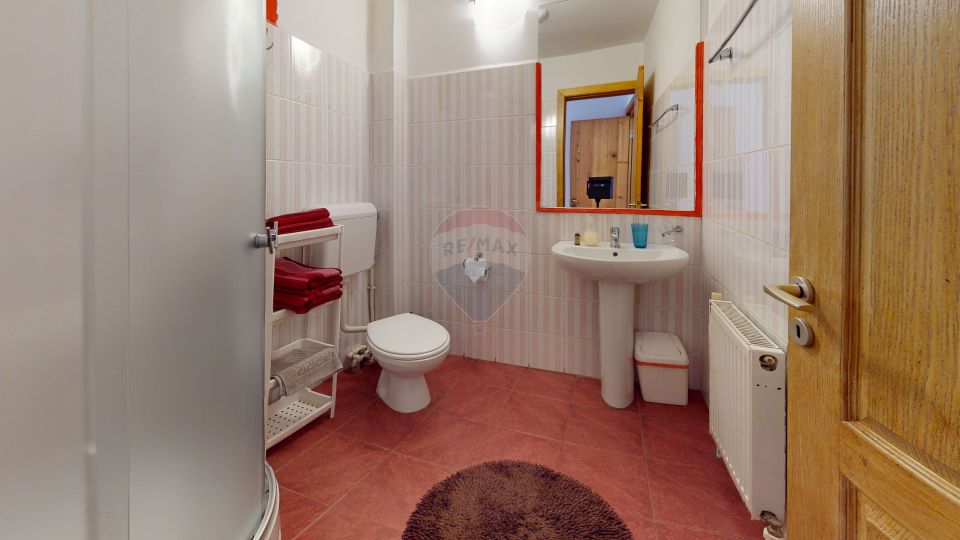 Pensiune de Vânzare Sinaia | Lângă Telecabină | Business activ 20 ani