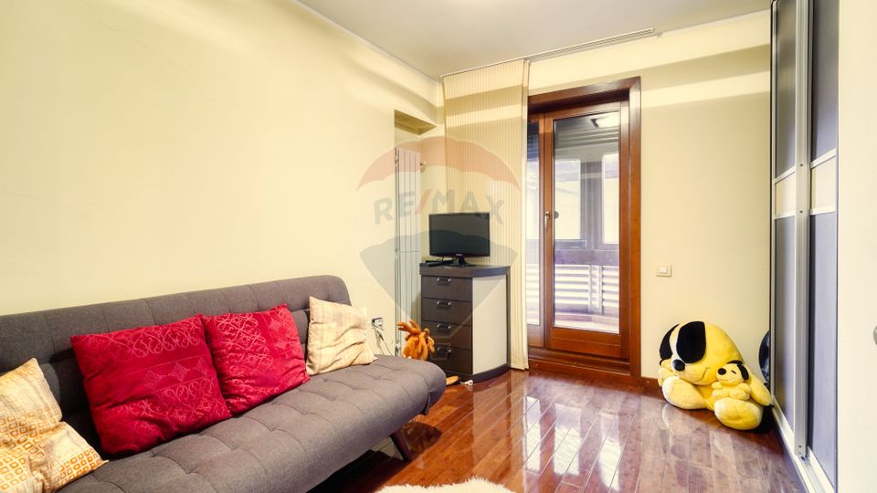 Oportunitate în Inima Naturii: Apartament cu 3 Camere în Predeal