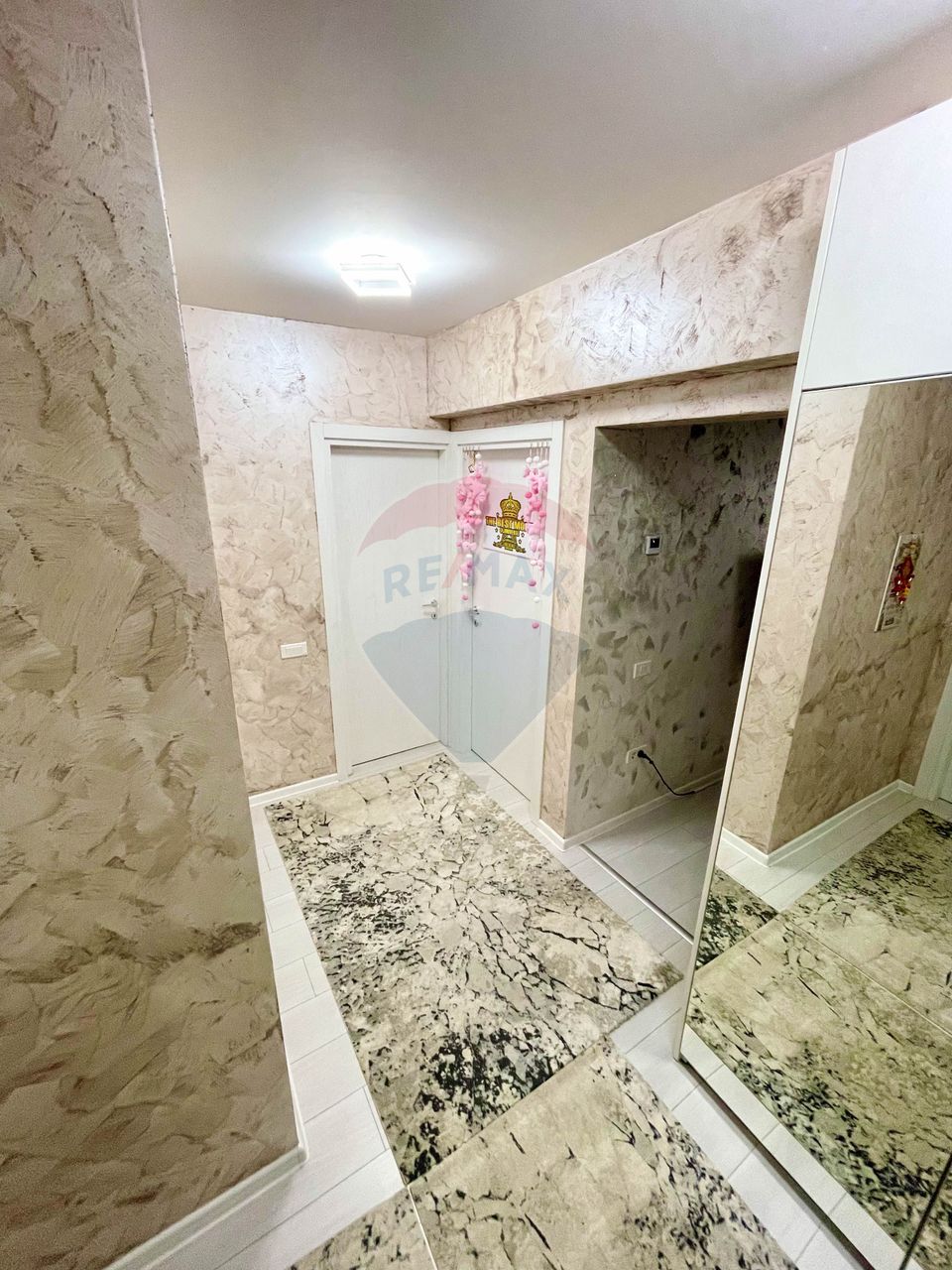 Apartament 4 camere UNIC - PREMIUM de vanzare| Dobroiesti| Regnum Spa