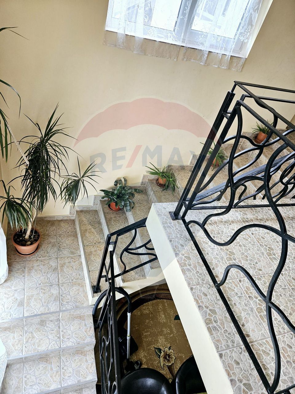 5 room House / Villa for sale