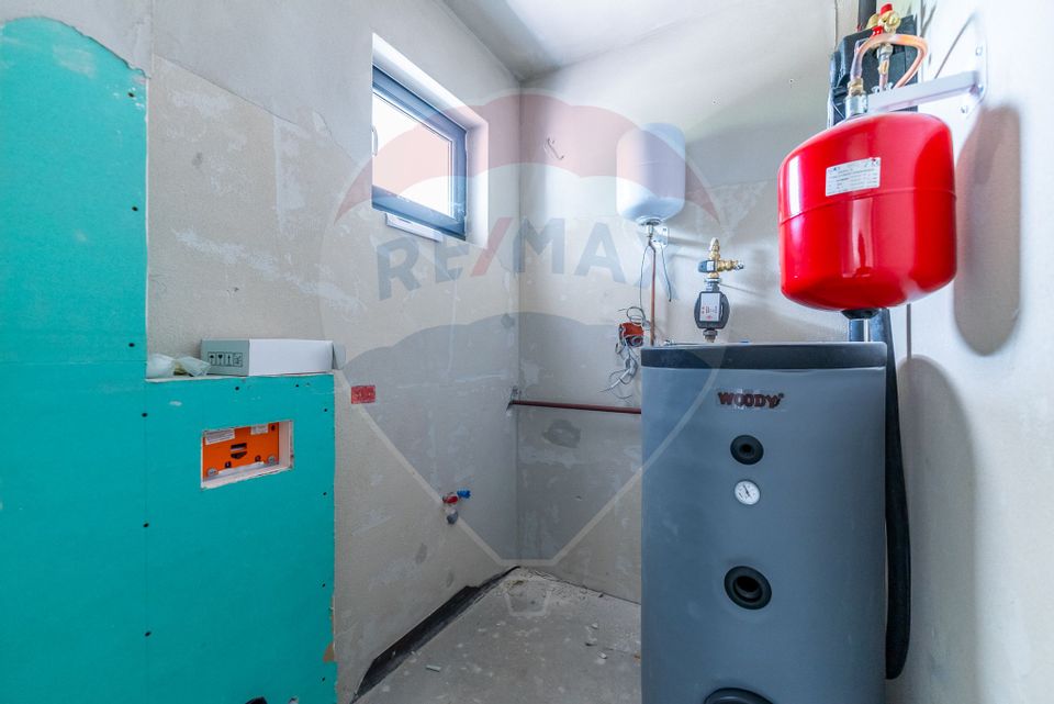 Apartament cu terasă și 2 locuri de parcare • Complex nou-central