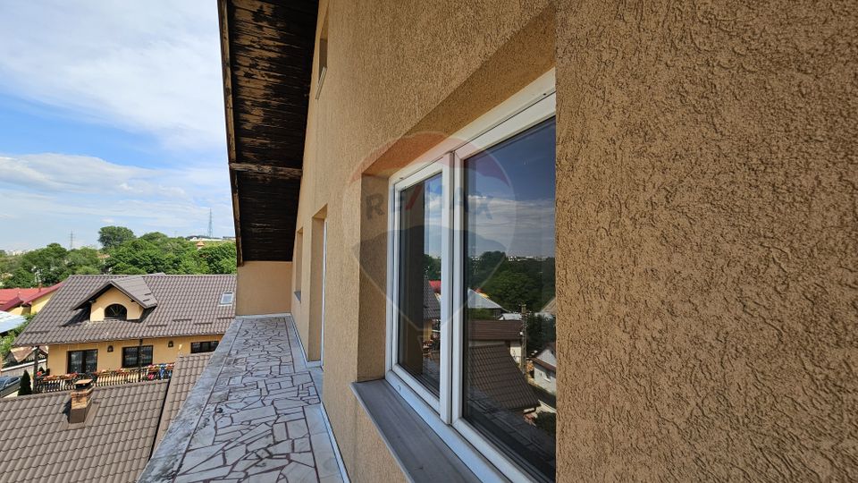 Casă / Vilă cu 12 camere-Sfântu Ilie Vechi, Suceava