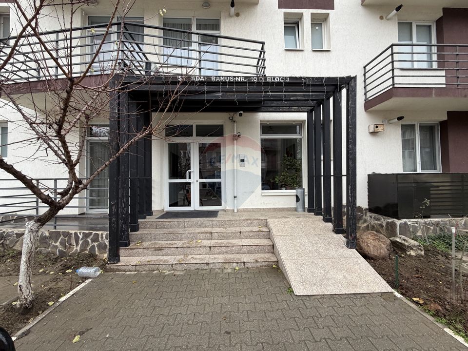 Apartament de 3 camere cu terasă generoasă în Complexul New Residence